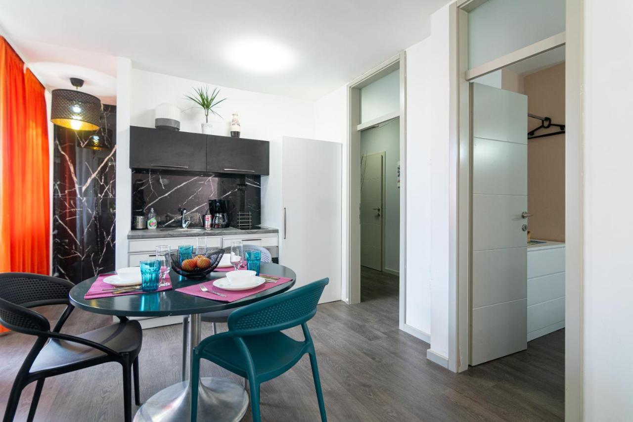 Skopje Eluxory Apartments エクステリア 写真