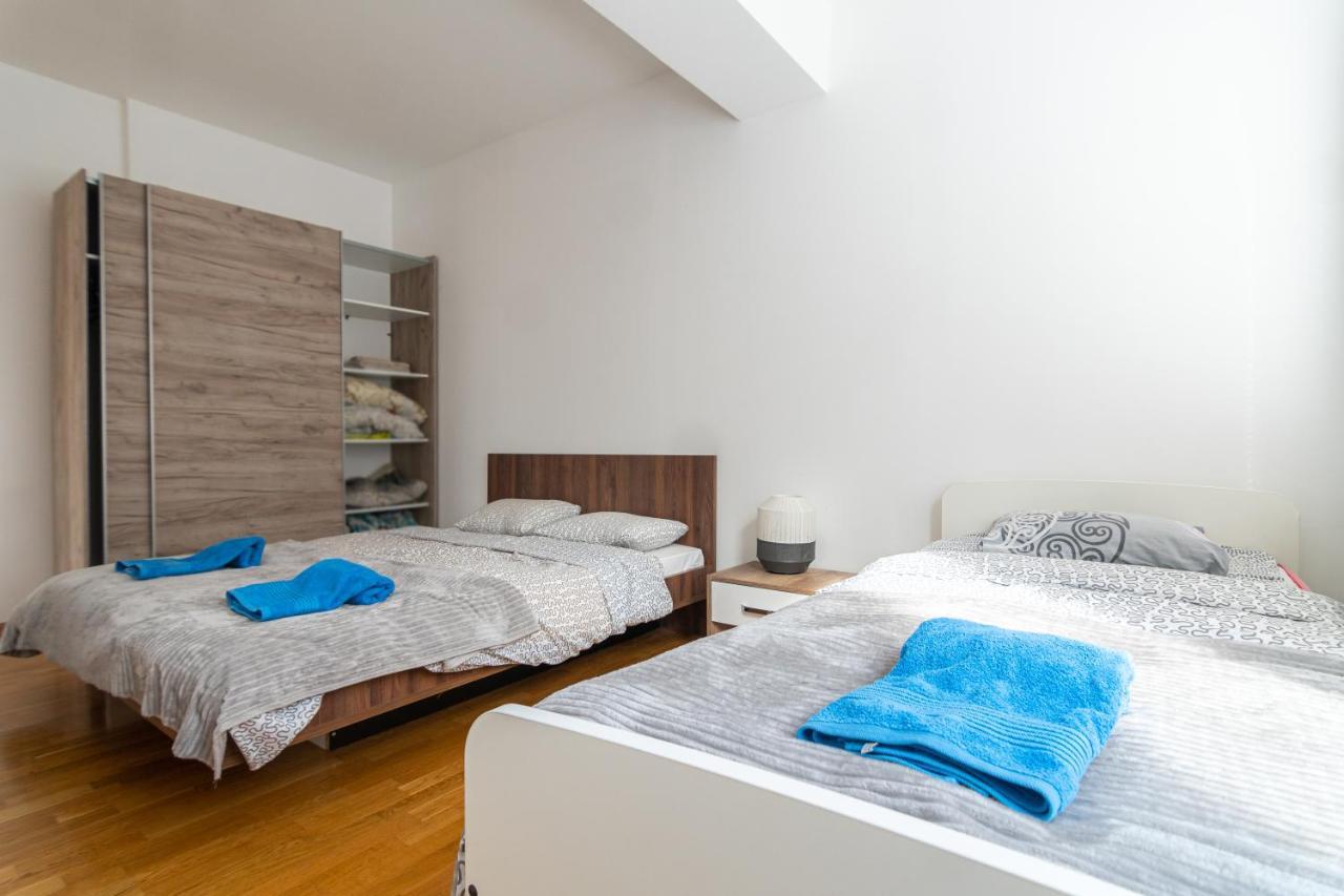 Skopje Eluxory Apartments エクステリア 写真