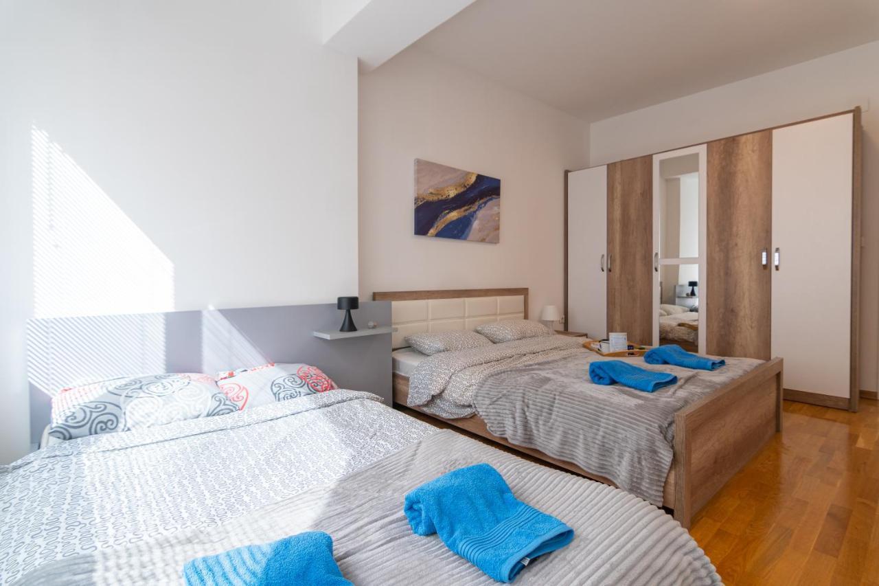 Skopje Eluxory Apartments エクステリア 写真